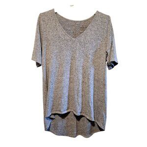 Super Soft Gray V-Neck Plush High-Low T-Shirt By Torrid Size 2